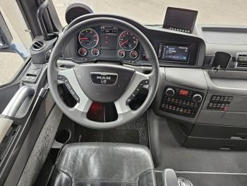 MAN TGX 41.680 8X4/4 BLS / WSK - 250 T / RETARDER